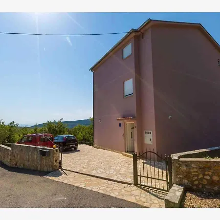 Appartement In 39410