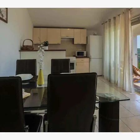 In 39410 Lägenhet Grižane