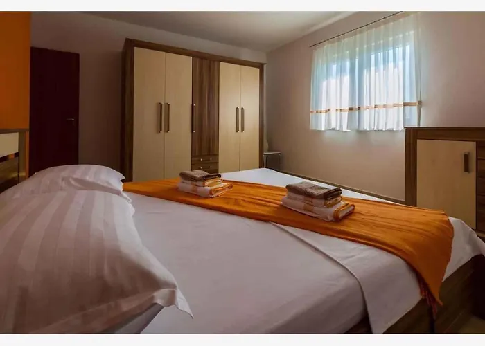 Apartamento In 39410 Grižane