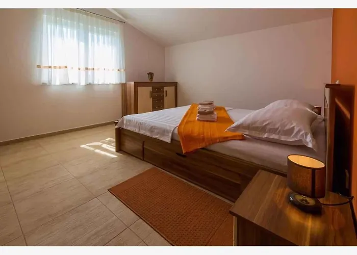 Lägenhet In 39410 *